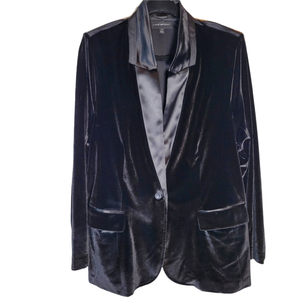 Lane Bryant The Bryant Blazer black velvet blazer with satiny lapel Size 20